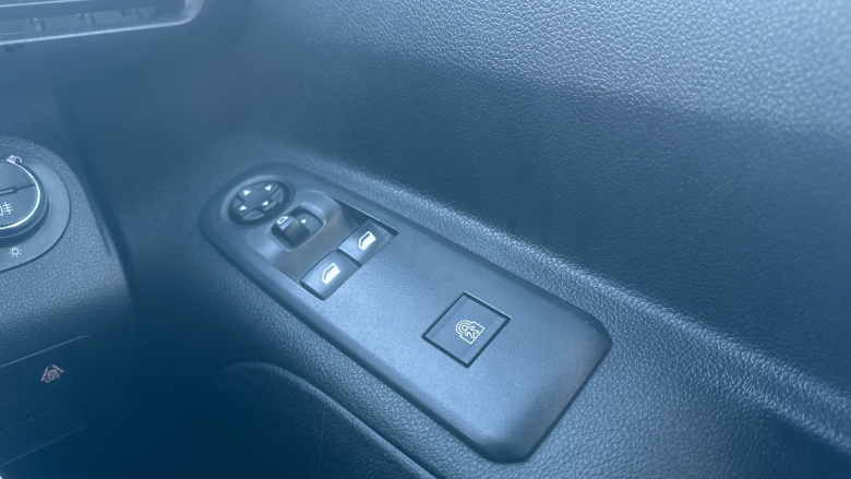 Vauxhall Combo Life 1.5 Turbo D 130 Energy 5dr Diesel Estate